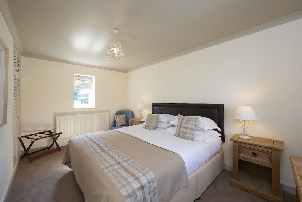 Фото Loch Ness Country House Hotel