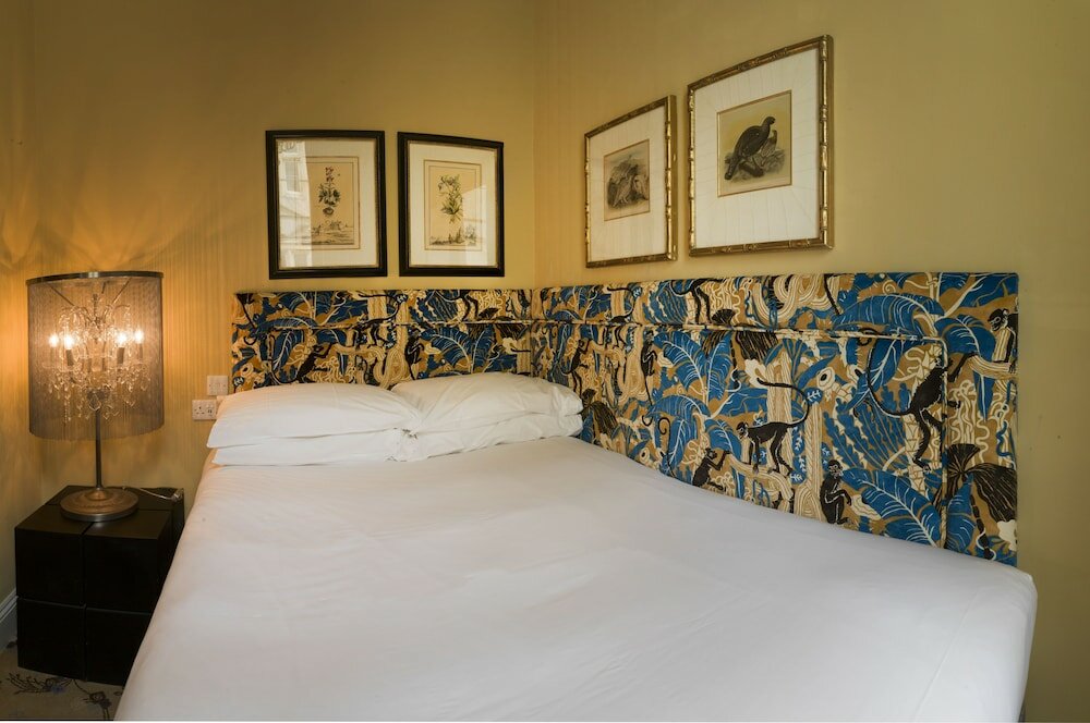 Фото The Bird, Bath