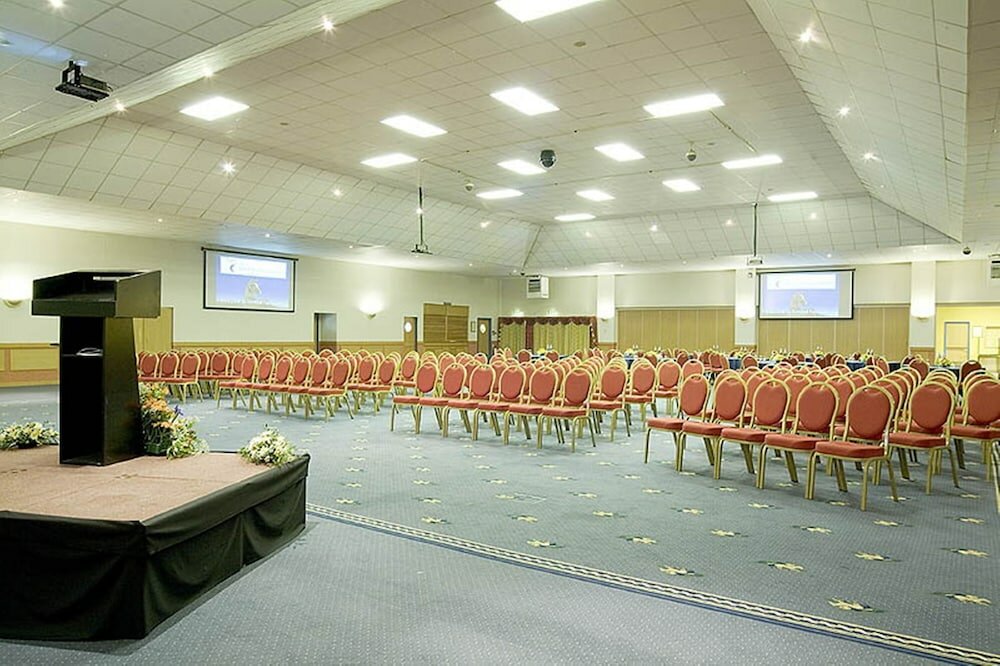 Фото Holiday Inn Wolverhampton - Racecourse, an Ihg Hotel
