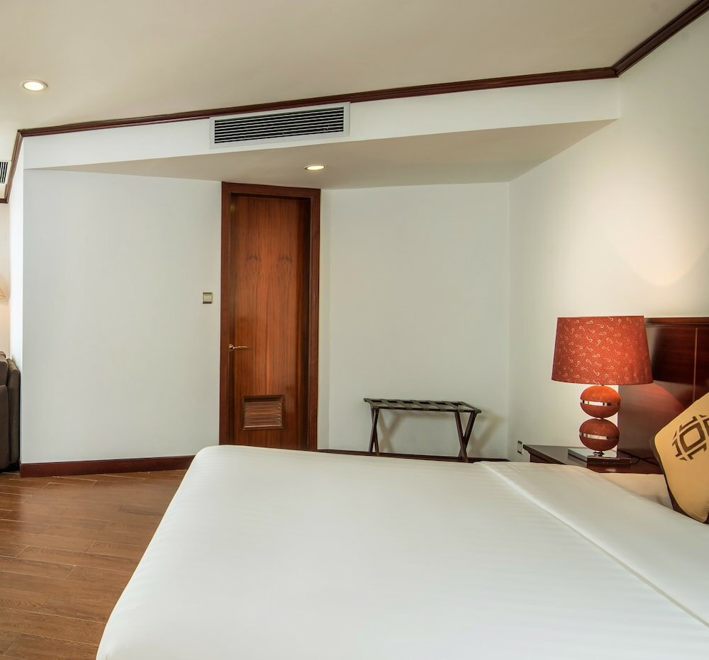 Фото May De Ville Trendy Hotel & SPA