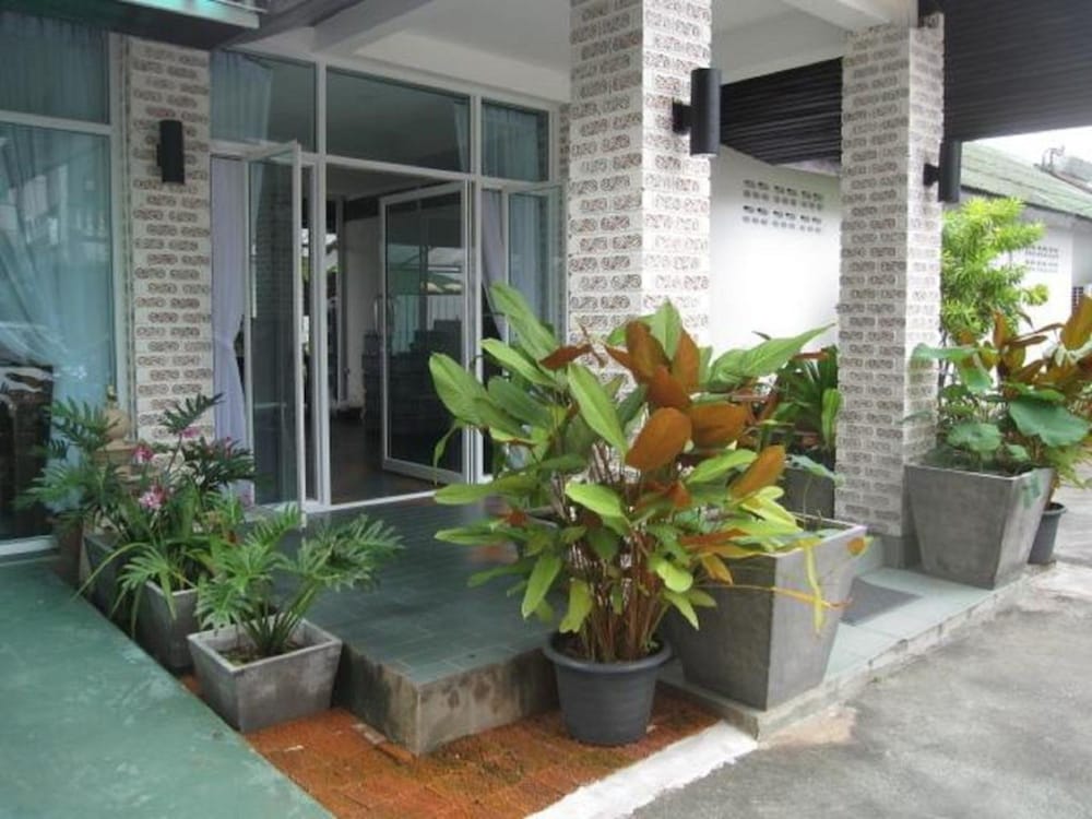 Фото Hacienda Phuket