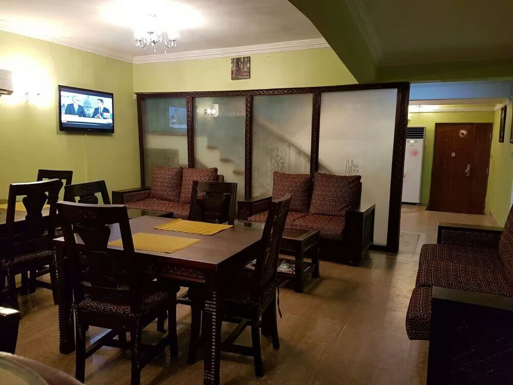 Фото Hillside Gardens