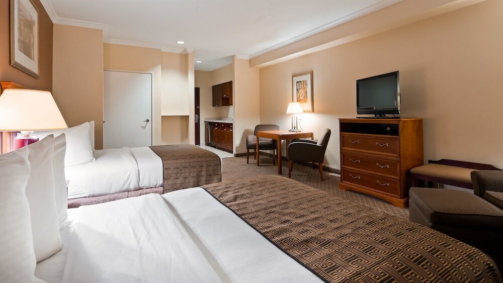 Фото Отель by Best Western Yucca Valley Joshua Tree