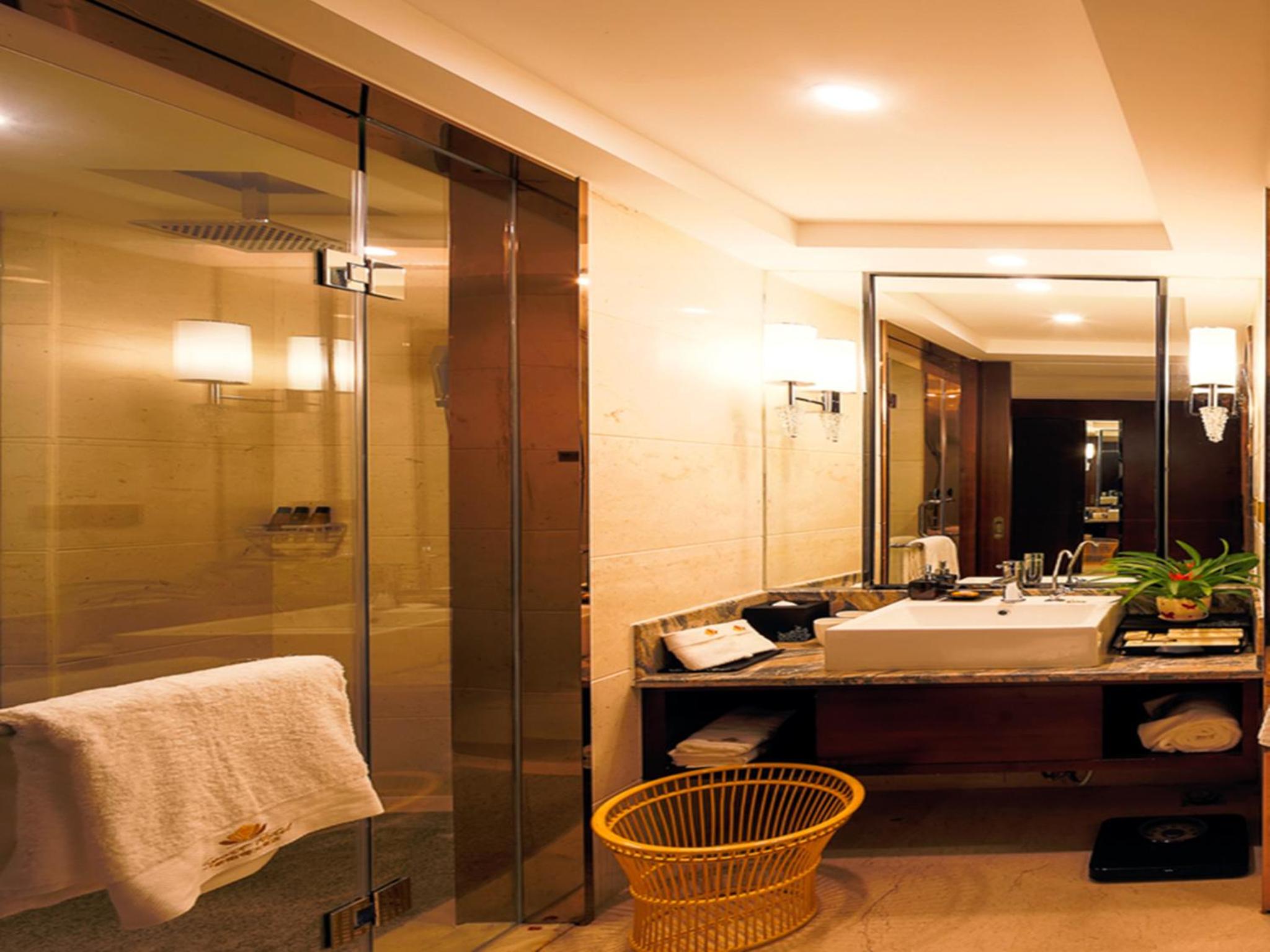 Фото Chongqing Sport Hotel