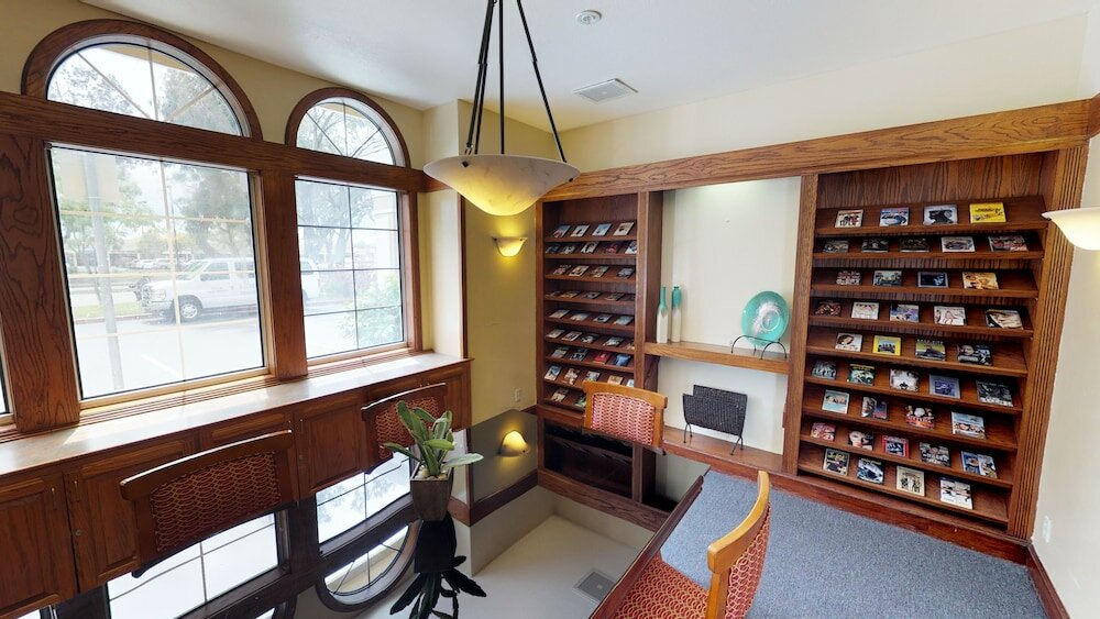 Фото Chase Suite Hotel Newark