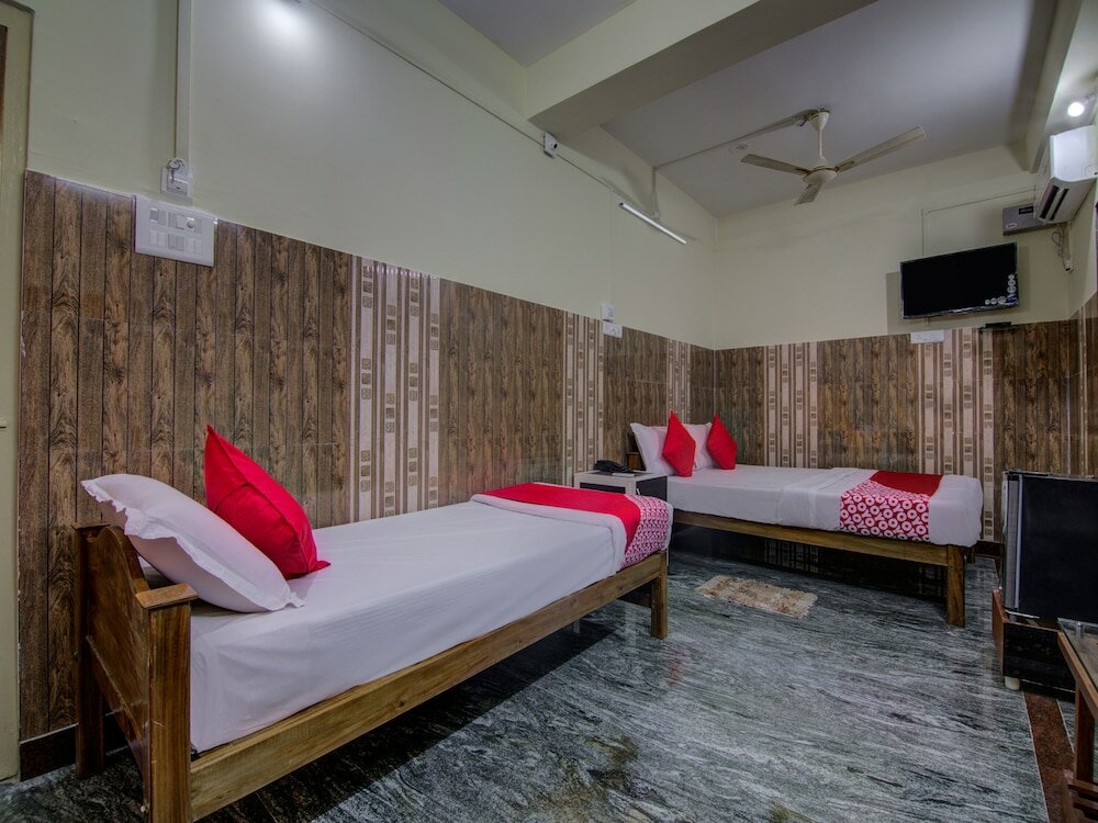 Фото Oyo 14426 V Knot Residency