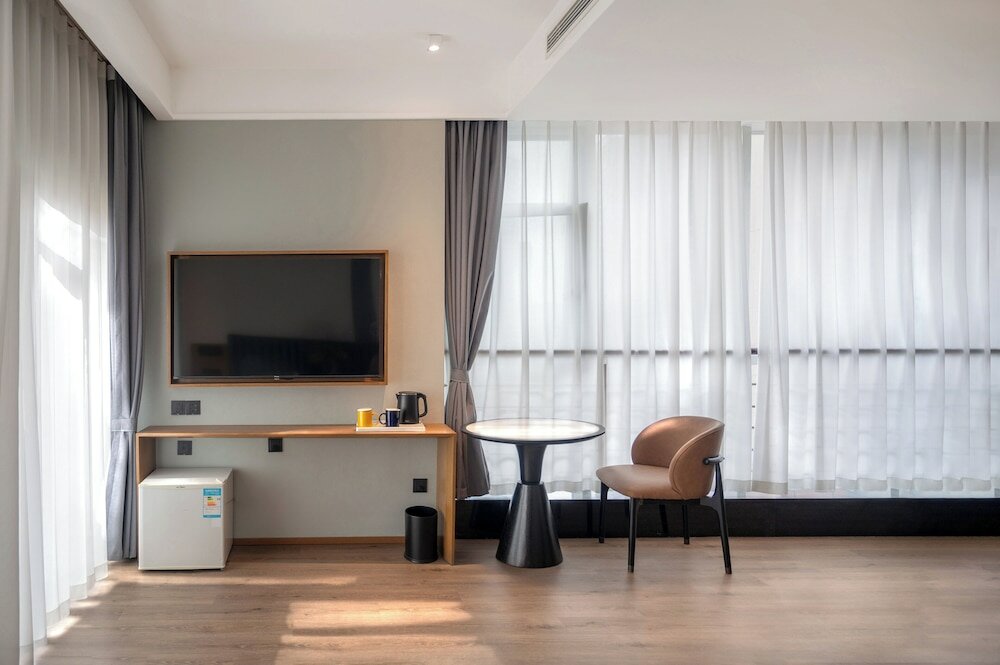 Фото Holiday Inn Express Chengdu West Gate