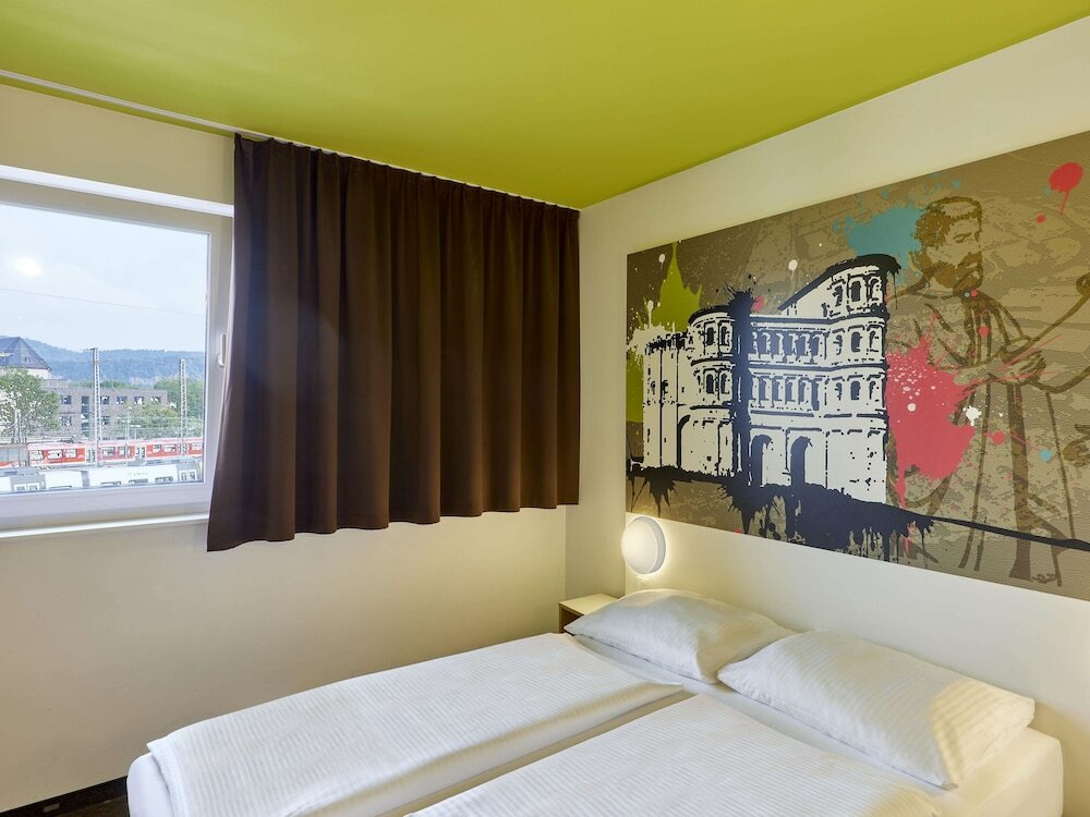 Фото B&b Hotel Trier
