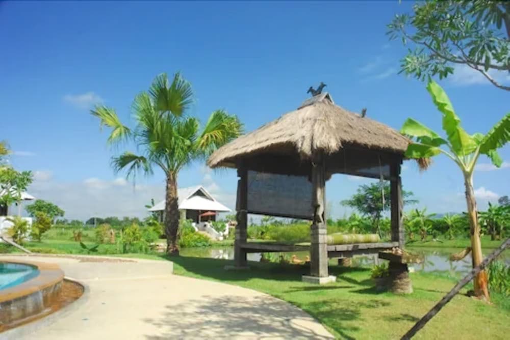 Фото Baan Chai Thung Resort