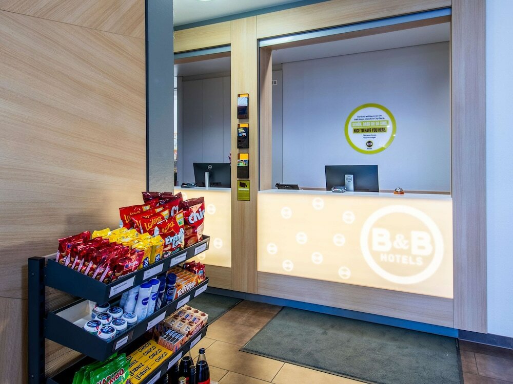 Фото B&b Hotel München City-Nord