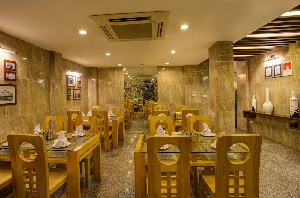 Фото Golden Art Hotel