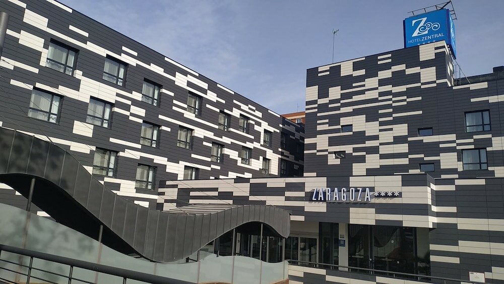 Фото Hotel Zentral Ave