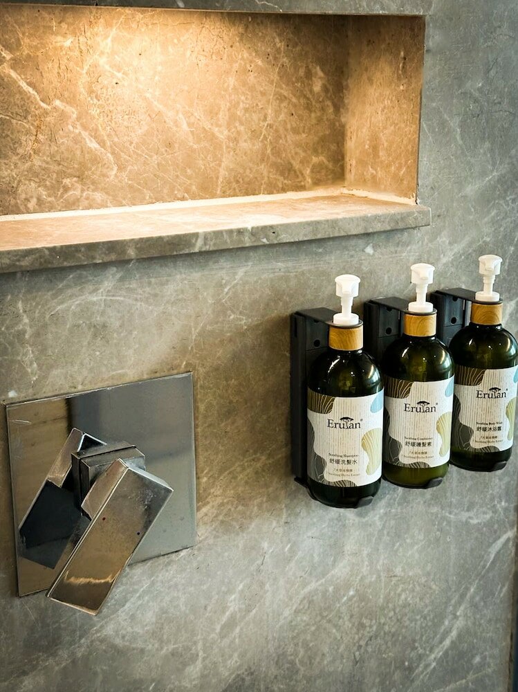 Фото Nathan Hotel