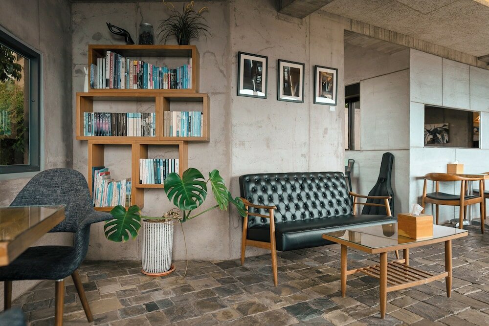 Фото The Light Inn