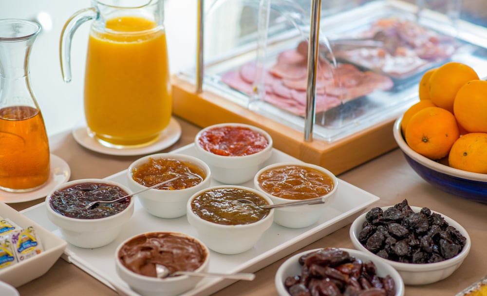 Фото Bennoc Petit Hotel