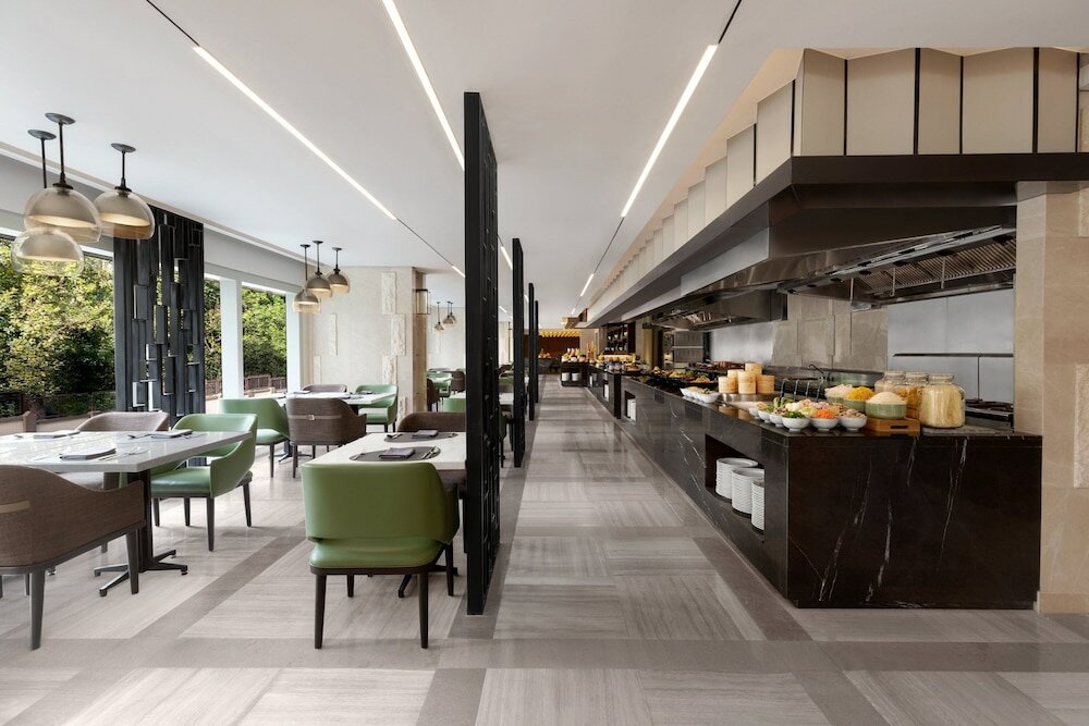 Фото The Westin Manila