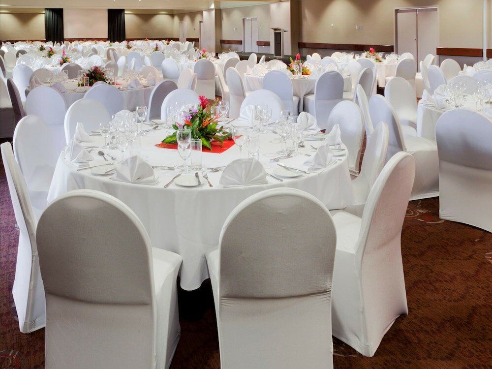 Фото Crown Hotel