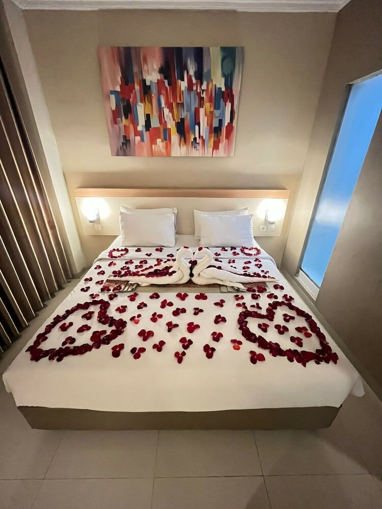 Фото Laxston Hotel by Front One