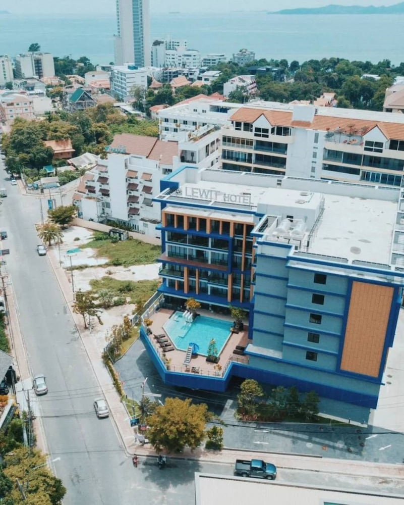 Фото Lewit Hotel Pattaya, a member of Radisson Individuals