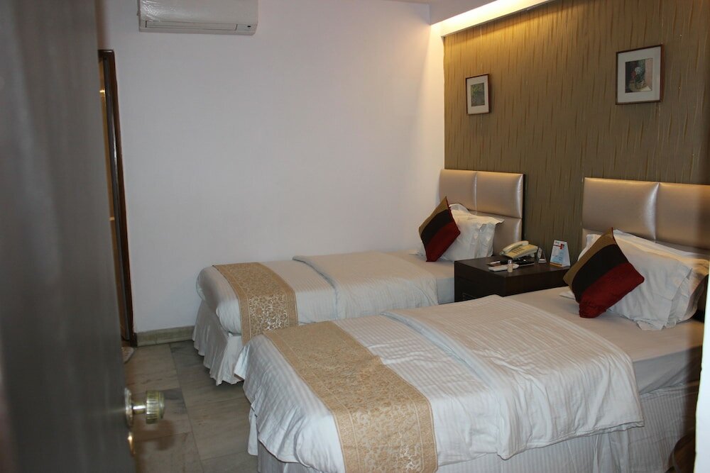 Фото Jukaso Inn Down Town