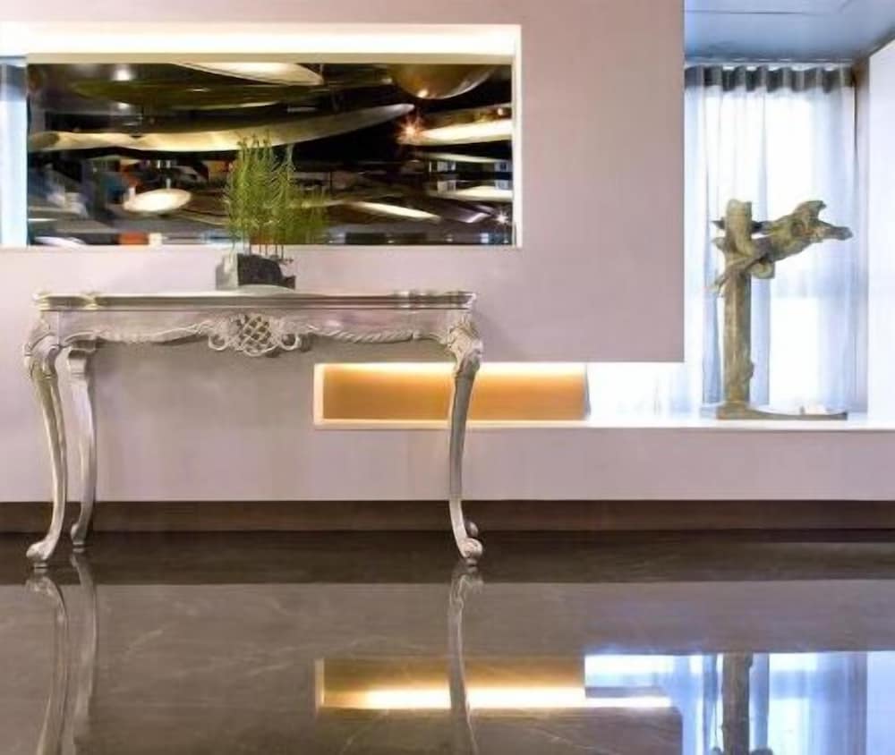 Фото In One City Inn