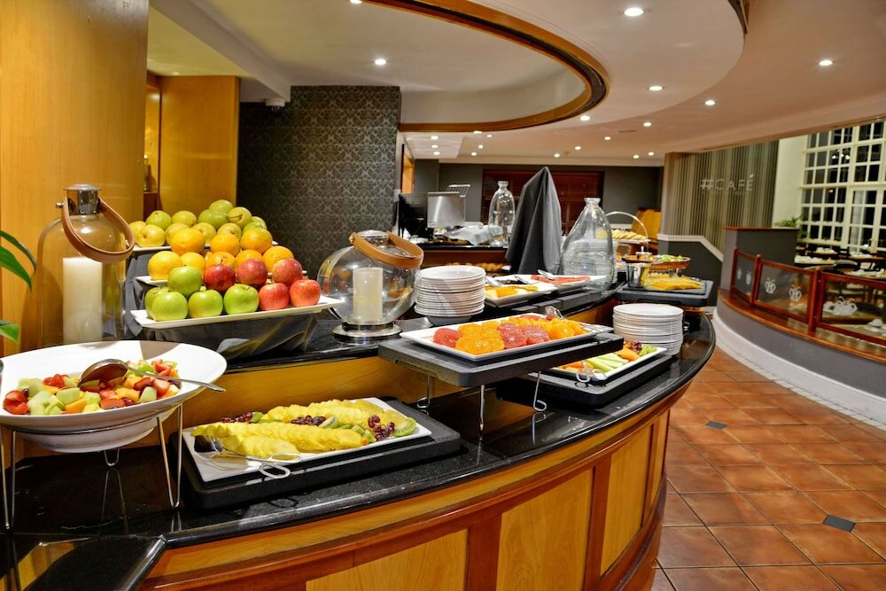 Фото City Lodge Hotel GrandWest