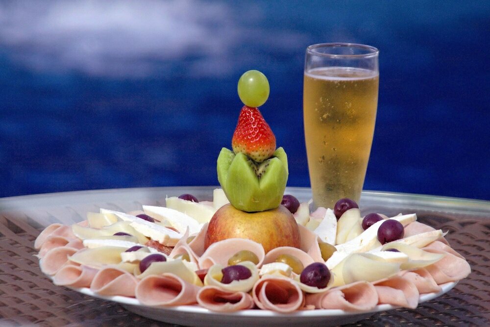 Фото Bristol Exceler Plaza Hotel