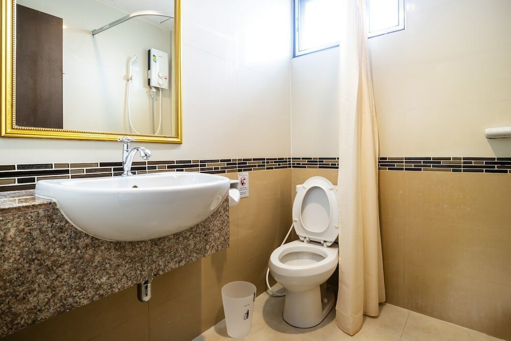 Фото Sakulchai Place Hotel