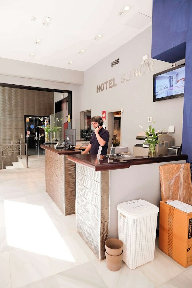 Фото Hotel Subur