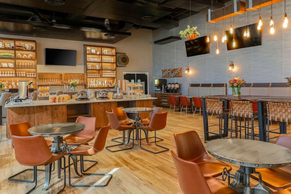 Фото Four Points by Sheraton Amarillo Central