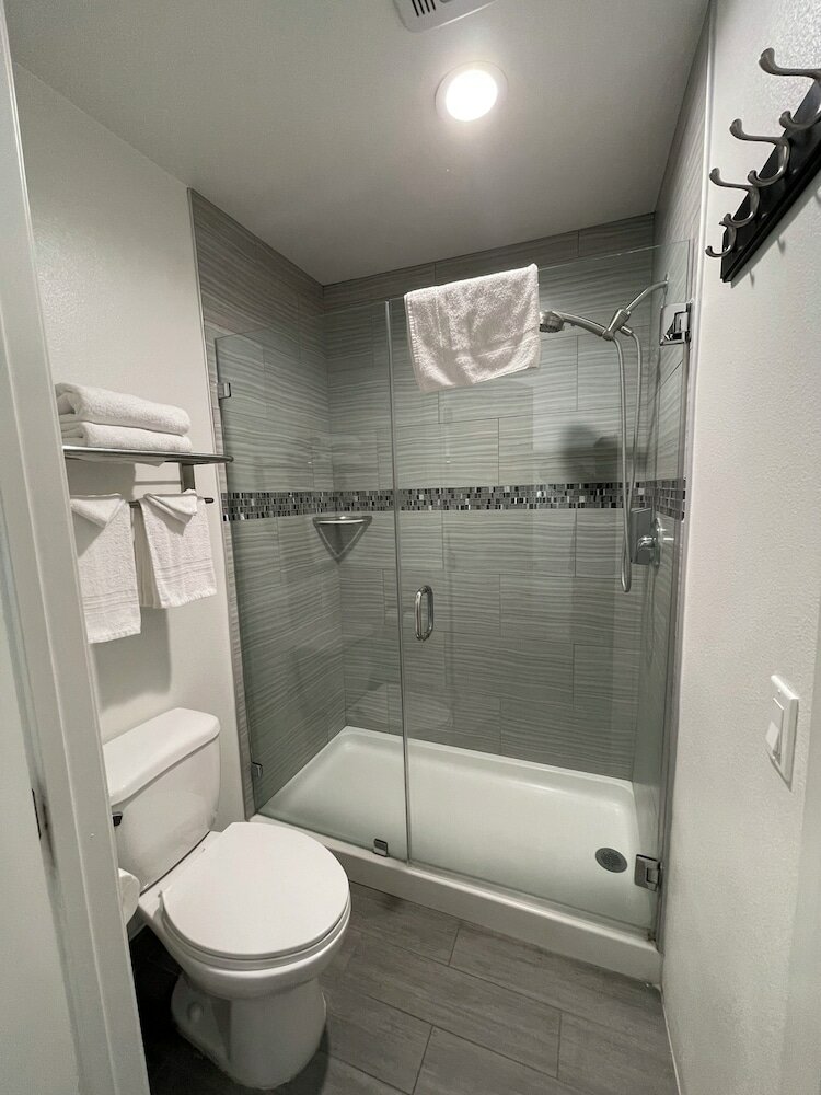 Фото Claremont Lodge