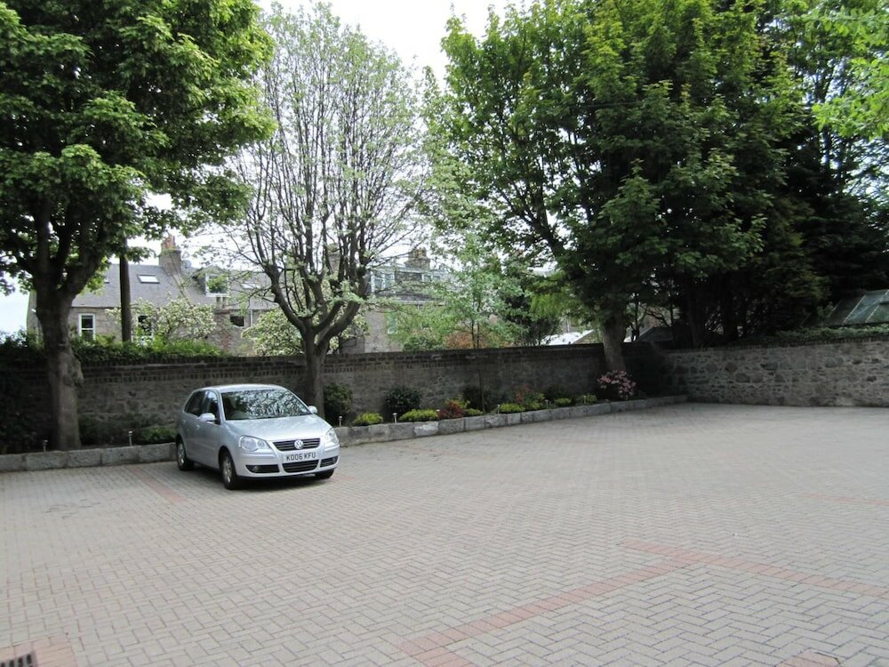 Фото Beeches Aberdeen