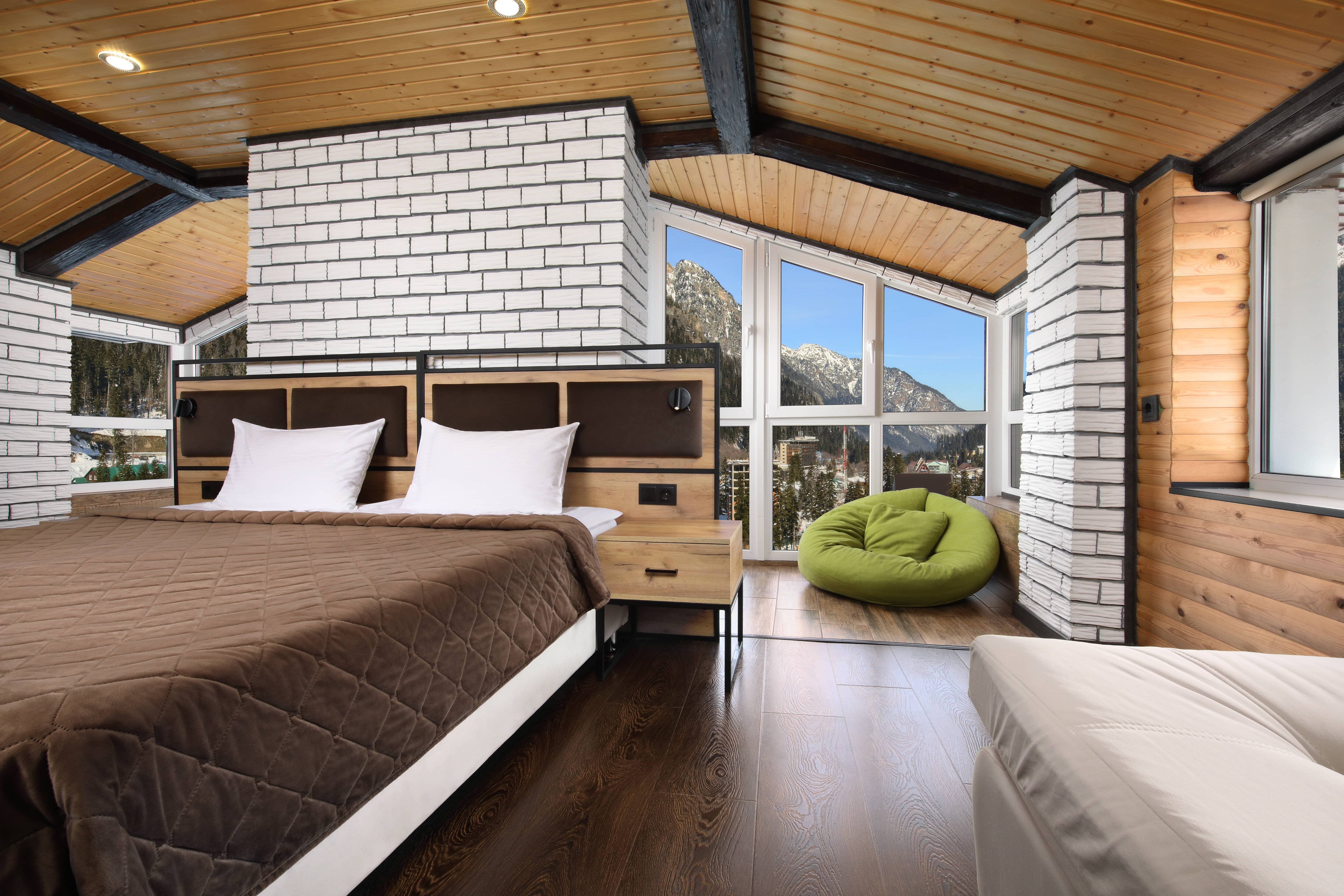 Фото МИРРОС Субай Отель Домбай