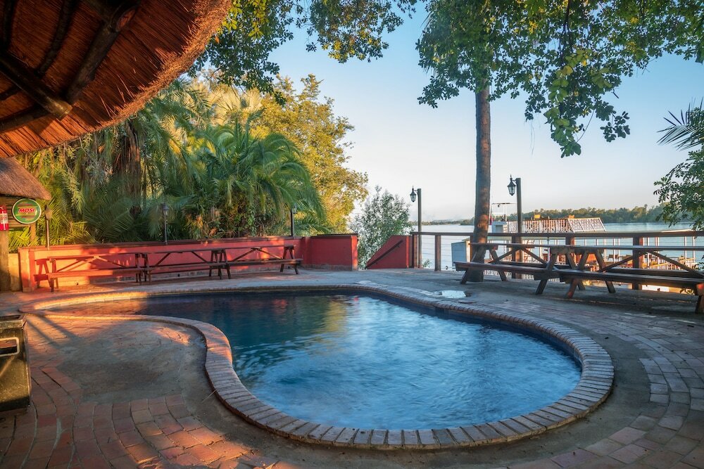 Фото Victoria Falls Waterfront