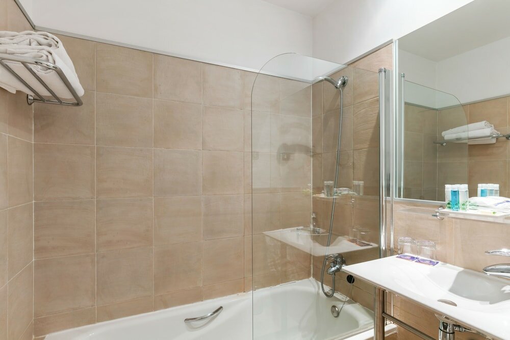 Фото Globales Acis Galatea