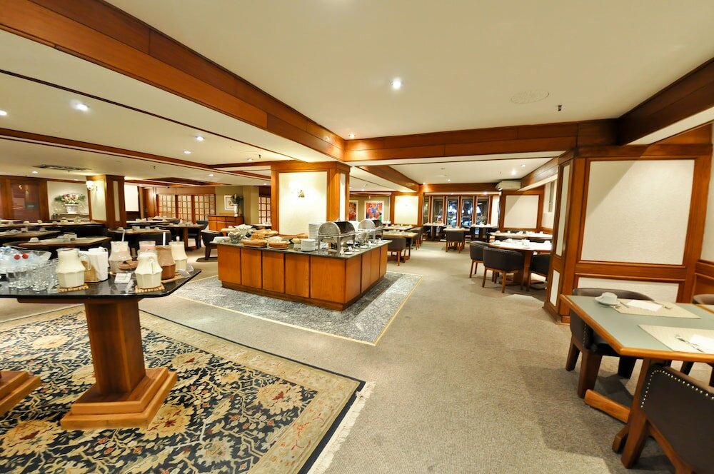 Фото Hotel Continental Porto Alegre