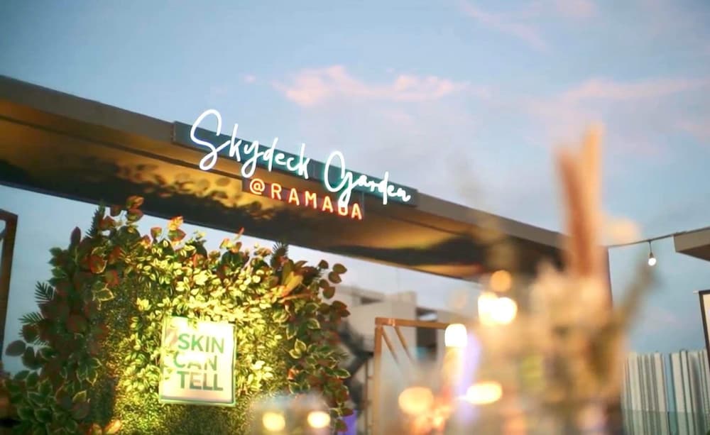 Фото Ramada Encore by Wyndham Makati