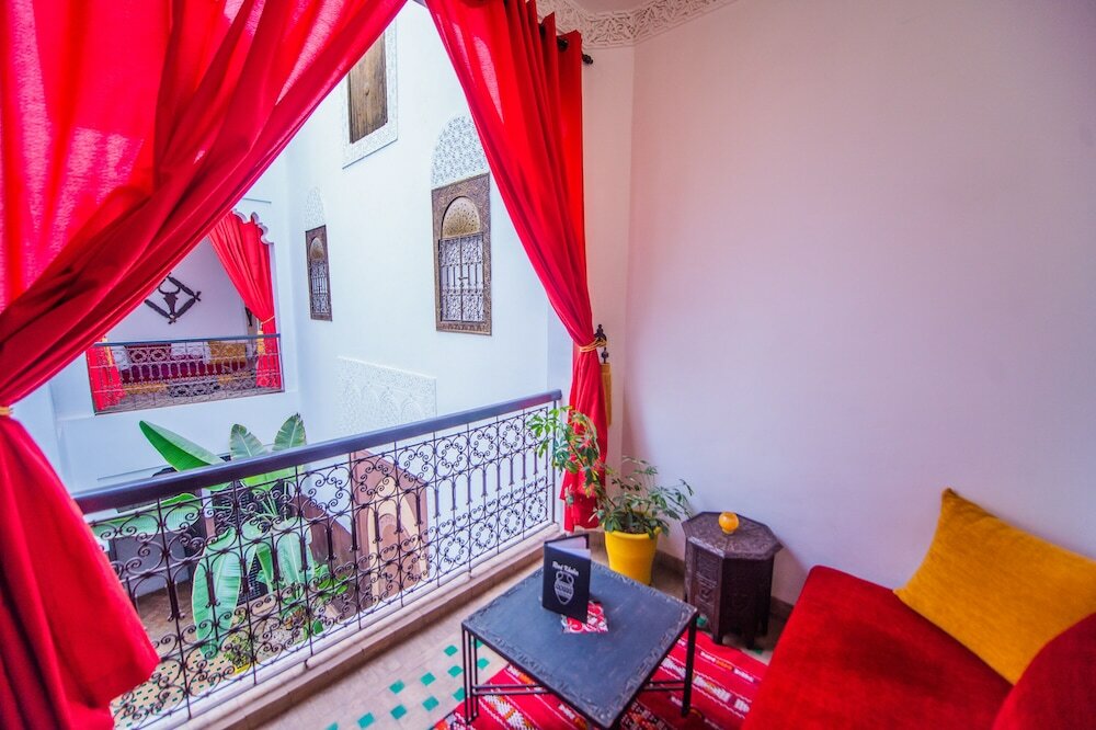 Фото Riad Khabia
