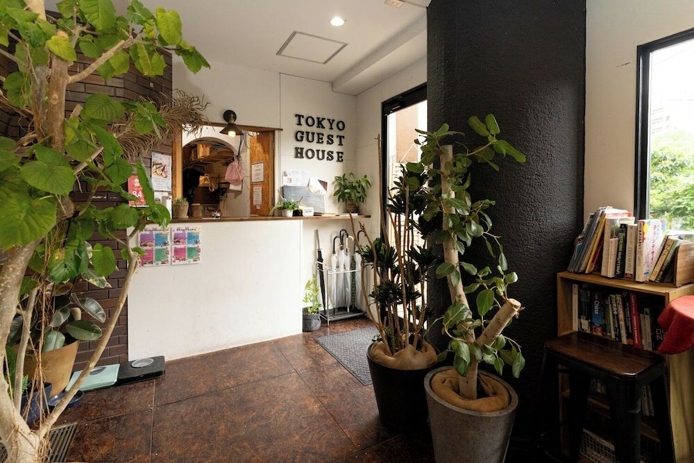 Фото Tokyo Guesthouse Oji Music Lounge