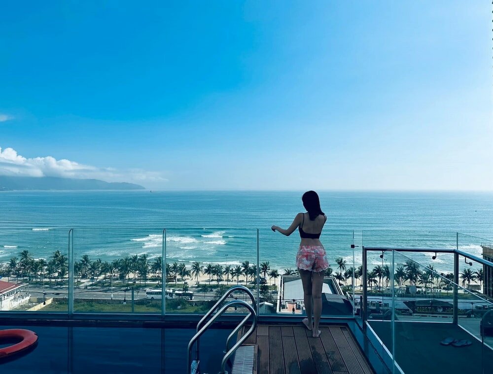 Фото Alani Sea View Hotel