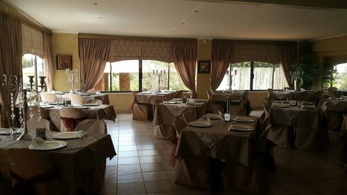 Внешний вид отеля Crystal Rose Lodge в Муниципалитете Могале-Сити, фото 5