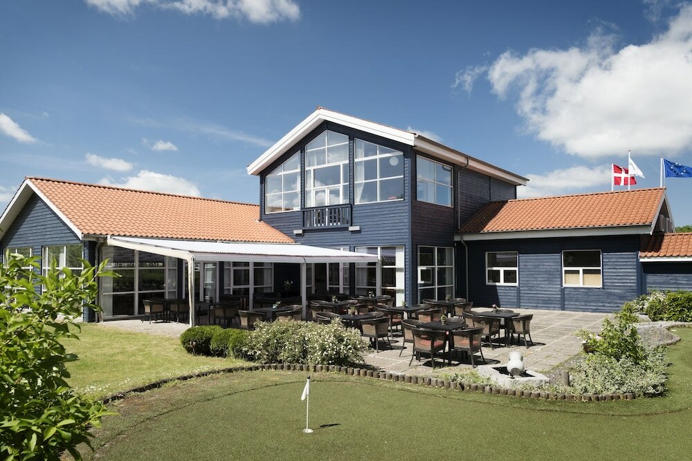 Фото Hotel Sleep2Night