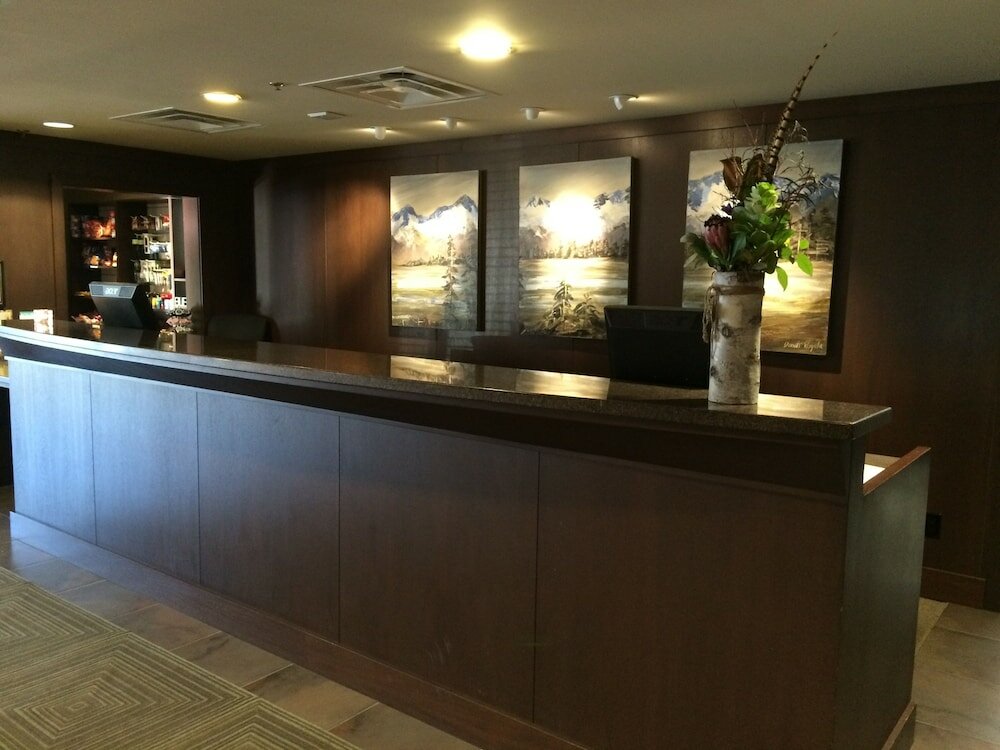 Фото Executive Suites Hotel & Resort, Squamish