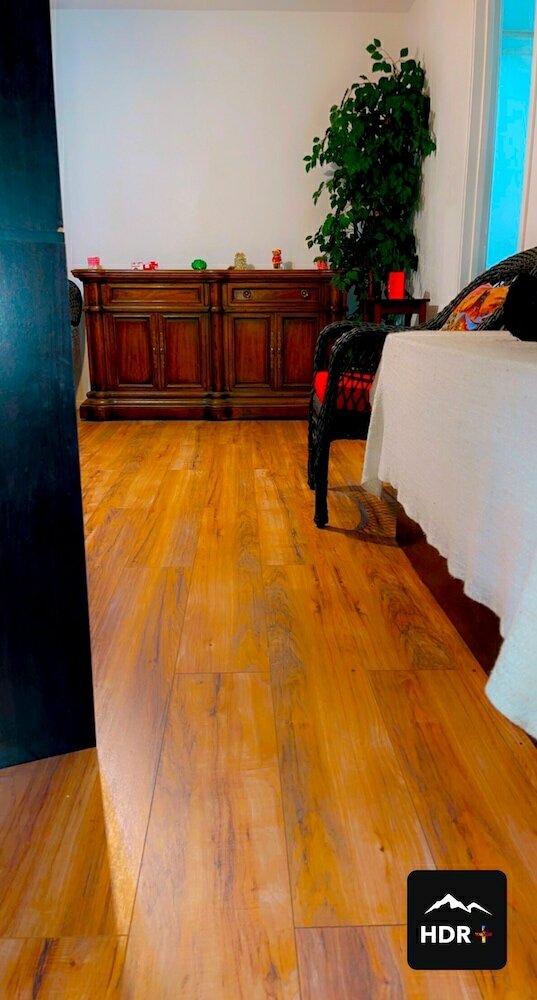 Фото The Yellow Penthouse