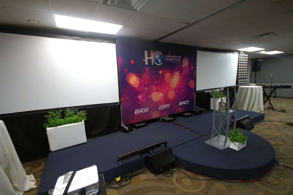 Фото Atrium Hotel and Suites