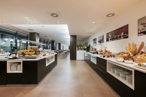 Внешний вид отеля Exe Budapest Center в Будапеште, фото 4