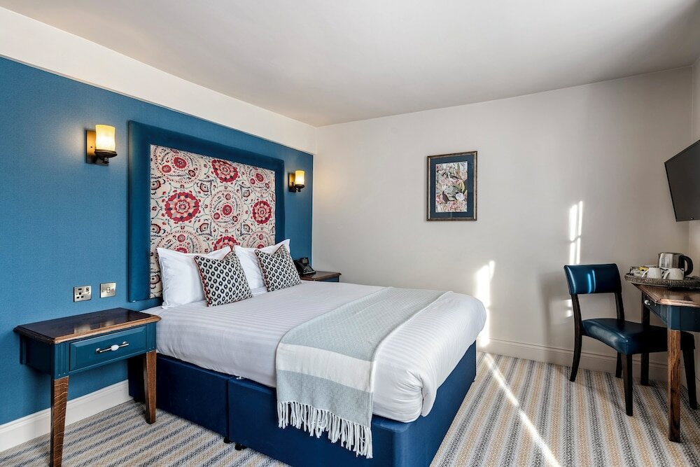 Фото The George of Colchester