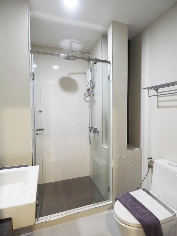 Фото Clover Hotel Hatyai