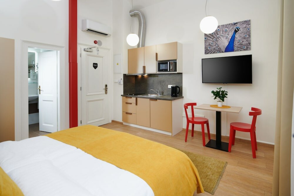 Фото City Nest Apartments by Adrez Living