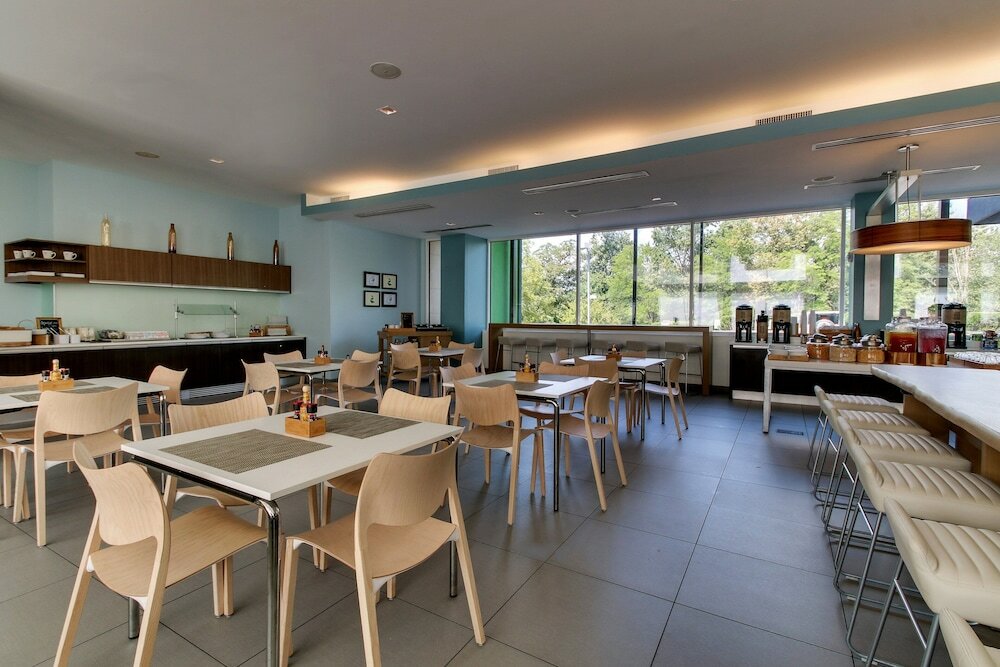 Фото Element Ewing Princeton